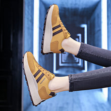 Lade das Bild in den Galerie-Viewer, Platform Sneakers for Women - Fashion Leather Chunky Lace up Wedge Tennis Shoes Increasing
