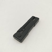 Lade das Bild in den Galerie-Viewer, Gravity Pick: 3 Essential Metal Tools for the Outdoors
